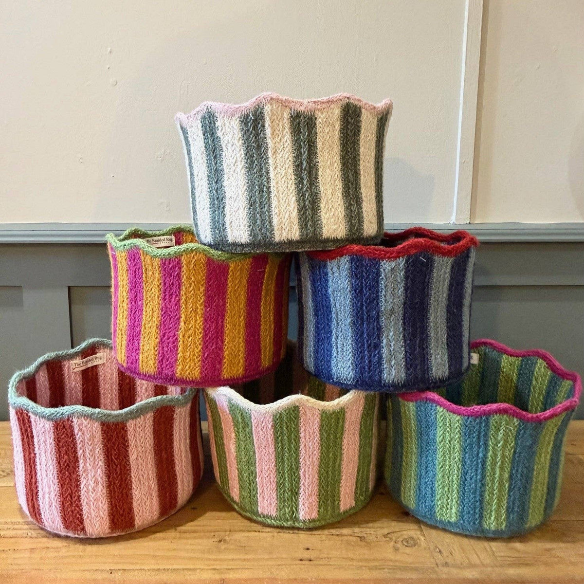 Tulip Basket Blueberry: Small