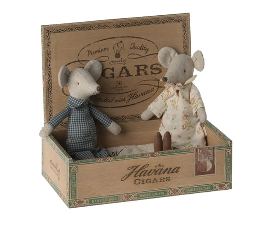 Maileg - Mormor och Morfarmus i Cigarrlåda