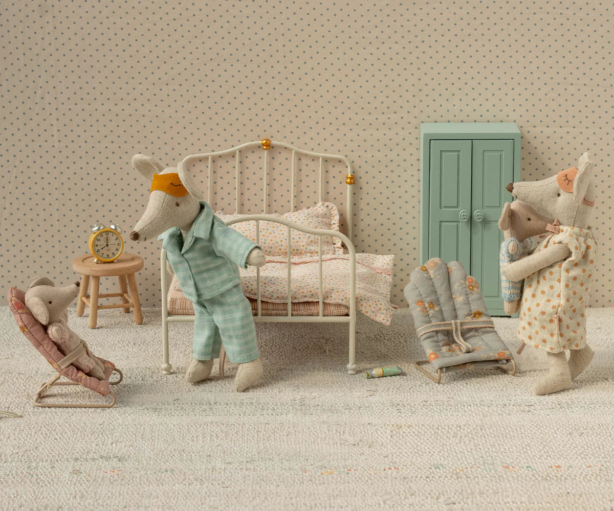 Babysitter - Rosa