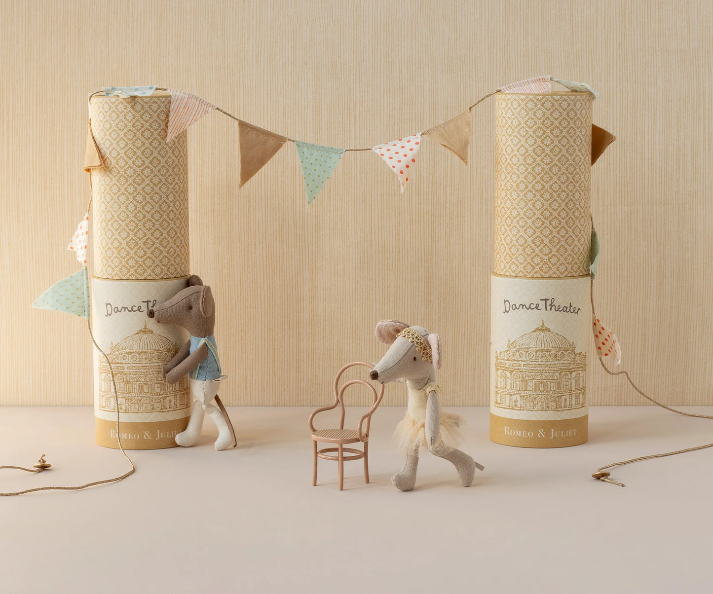 Balettmus, Storasyster i Ask